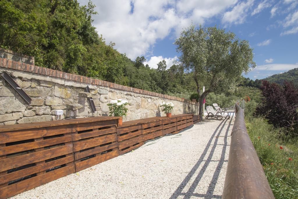 Podere Scoglio D'Oro Pescia Extérieur photo